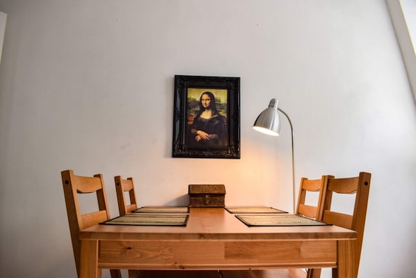 Apartment (1 Bedroom) | Private kitchen