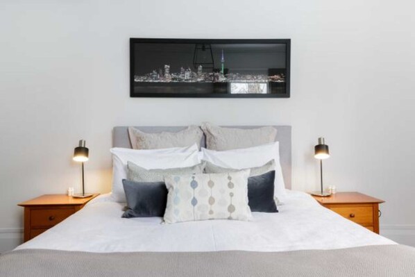 Apartamento (3 Bedrooms) | 3 quartos, espaço de trabalho para notebook