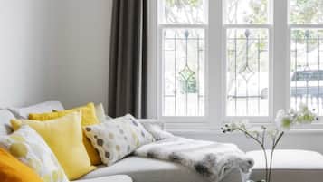 Apartment (3 Bedrooms) | 3 bedrooms, laptop workspace, iron/ironing board, free WiFi