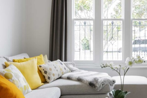 Leilighet (3 Bedrooms) | 3 soverom, skrivebord for bærbar PC og strykejern/-brett