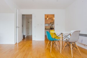 Apartment (2 Bedrooms)