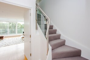 Apartment (2 Bedrooms)