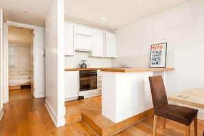 Apartment (1 Bedroom) | Private kitchen - 1 Bedroom Flat near Hoxton & Shoreditch (London)