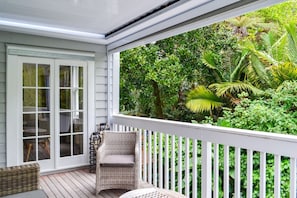 House (2 Bedrooms) | Balcony - Heritage, Renovated 2 Bedroom Ponsonby Villa (Auckland)
