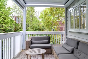 House (2 Bedrooms) | Balkoni