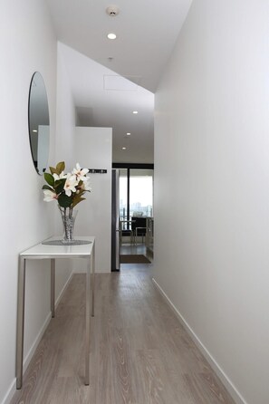 Apartamento (2 Bedrooms) | 2 quartos, espaço de trabalho para notebook