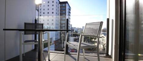 Apartment (2 Bedrooms) | Balcony