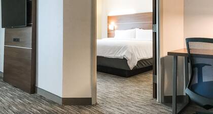 Holiday Inn Express Statesboro by IHG