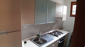 公寓, 1 間臥室 | 私人廚房 | 義式濃縮咖啡機、電冰箱、微波爐、烤箱