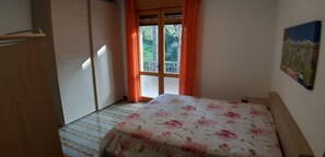 Appartement, 1 chambre | 1 chambre, fer et planche à repasser, lits bébé (en supplément)