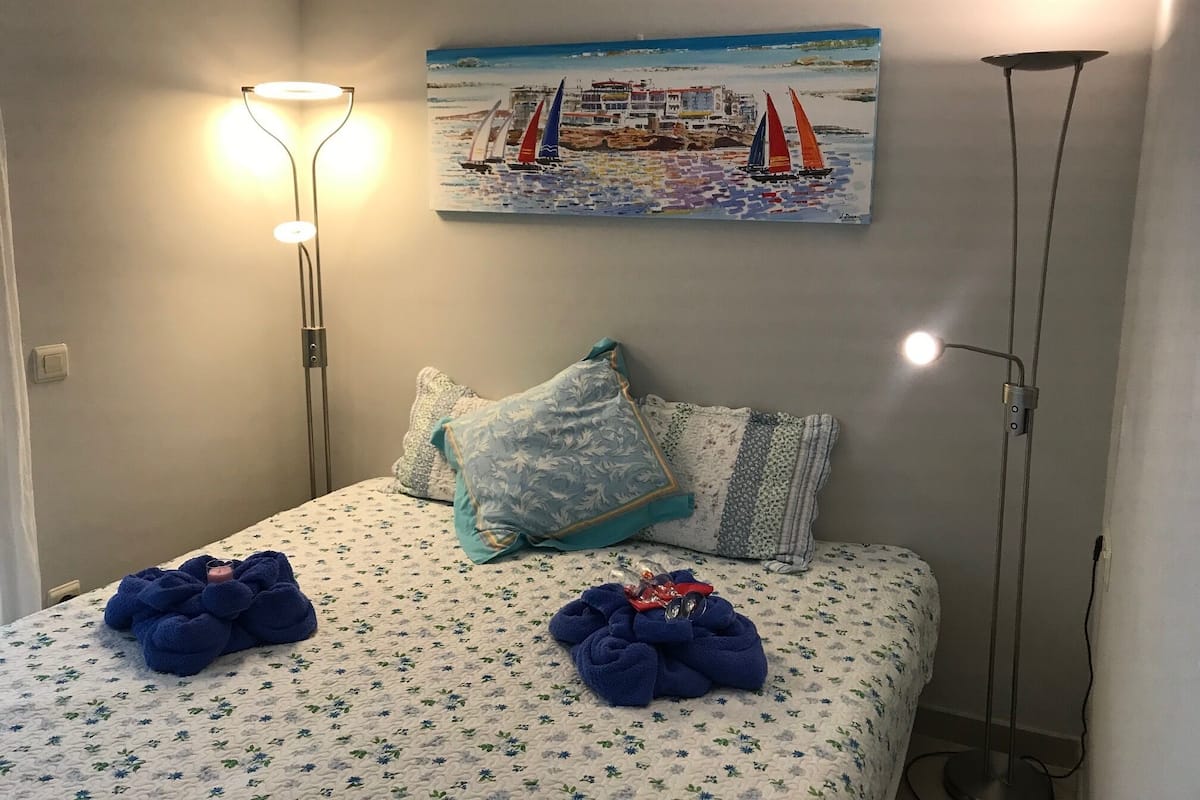 Kamar Elite | Kedap suara, Wi-Fi gratis, dan didekorasi berbeda-beda