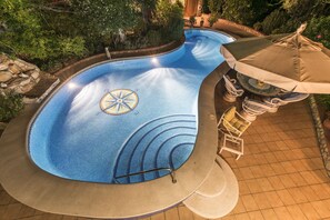 Outdoor pool, pool loungers - La Estrella del Mediterráneo - Adutls Only (Roda de Bara)