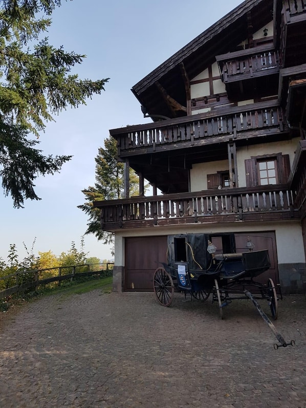 Dettaglio esterni