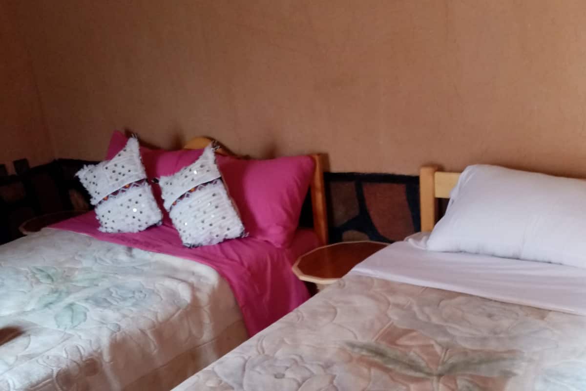 Triple Room | Bed sheets