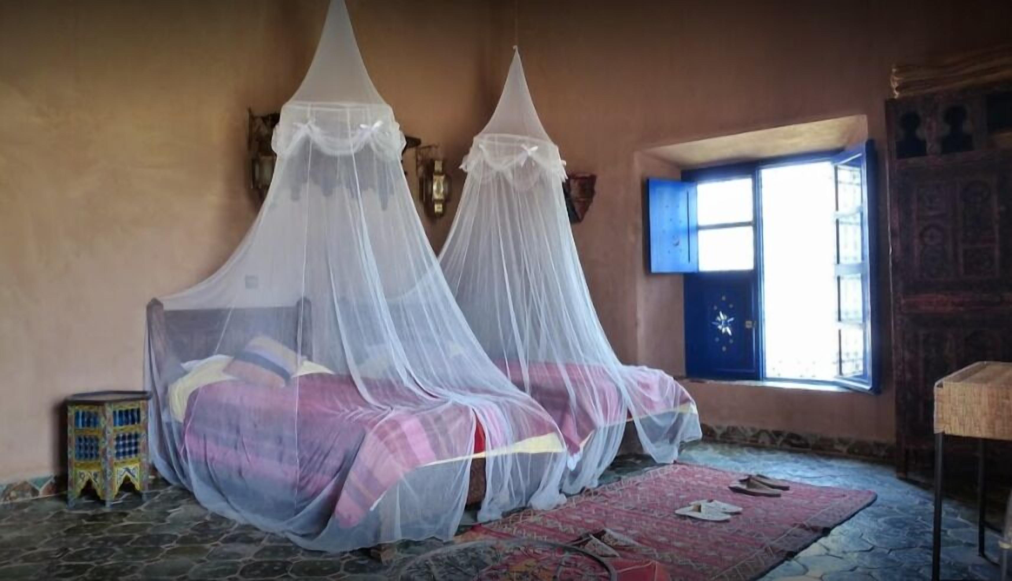 ダブルまたはツインルーム | WiFi (無料)、ベッドシーツ