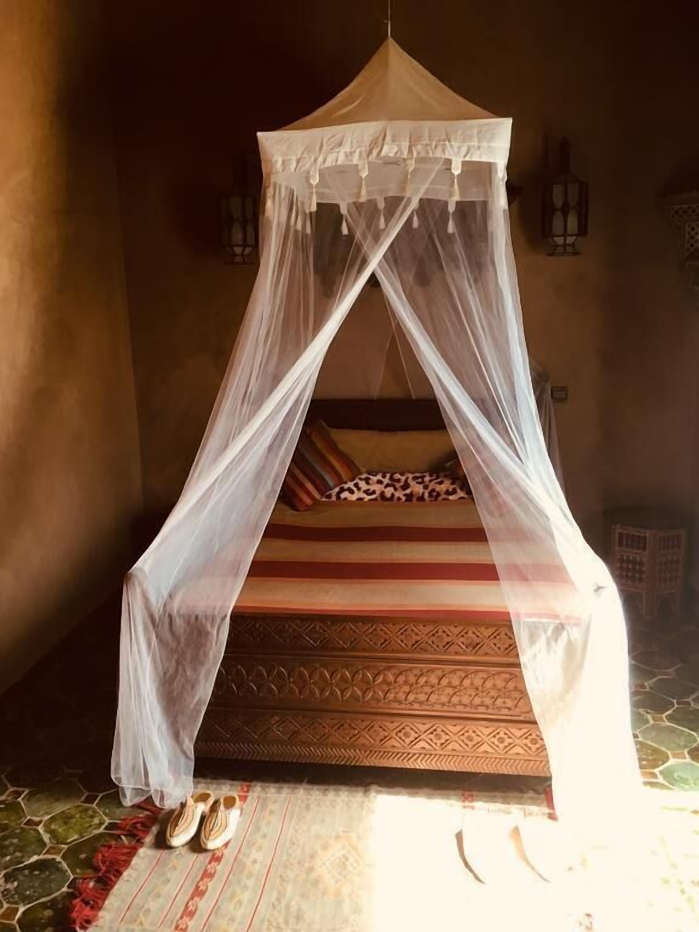 トリプルルーム | WiFi (無料)、ベッドシーツ