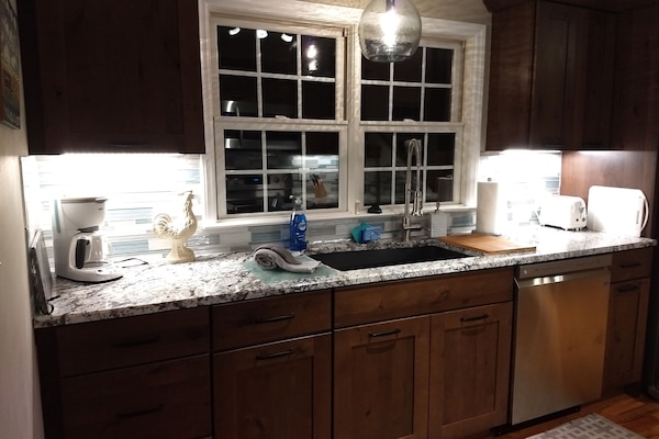 Frigorífic, microones, forn i placa de cuina