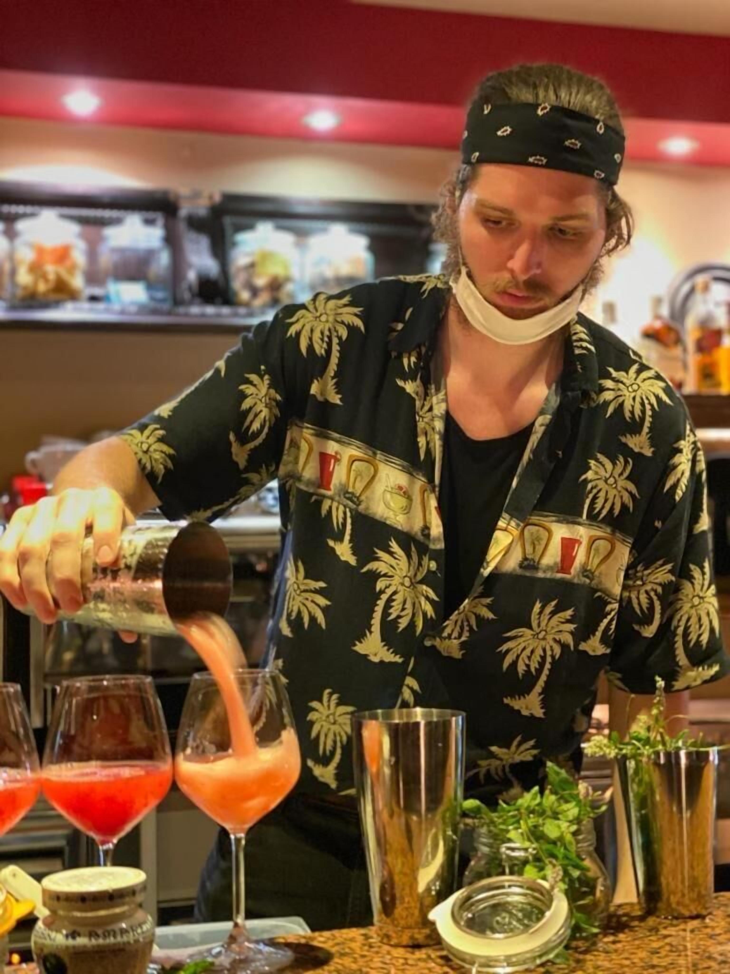 Phục vụ bữa sáng, bữa trưa, bữa tối, món Ý, nhìn ra vườn 