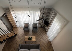 Deluxe Apartment | 1 bedroom, iron/ironing board, free cribs/infant beds, free WiFi