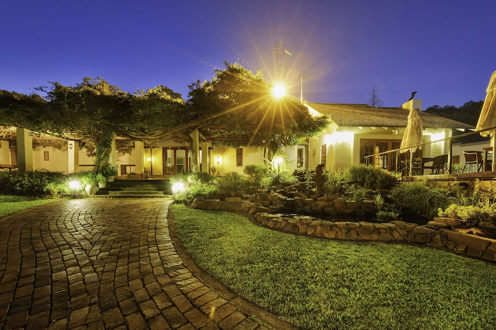 Whispering Pines Country Estate
