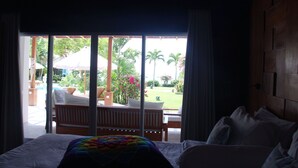 Luxury Villa, 4 Bedrooms | Soundproofing, WiFi (free), bed sheets - Villa Pantai Lovina (Banjar)