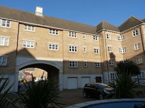 Bagian depan properti