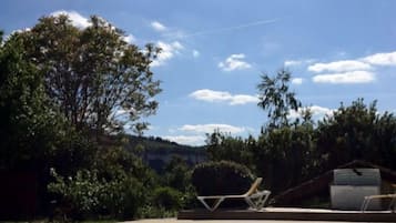 Sæsonbestemt udendørs pool