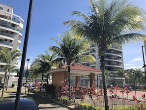 Property grounds - Life, Your Vacation with Leisure, 24-Hour Security, Swimming Pools and Much More (Rio de Janeiro)