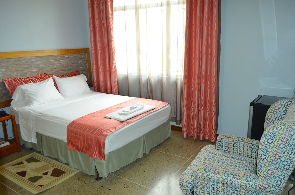 Shalom House photo 6
