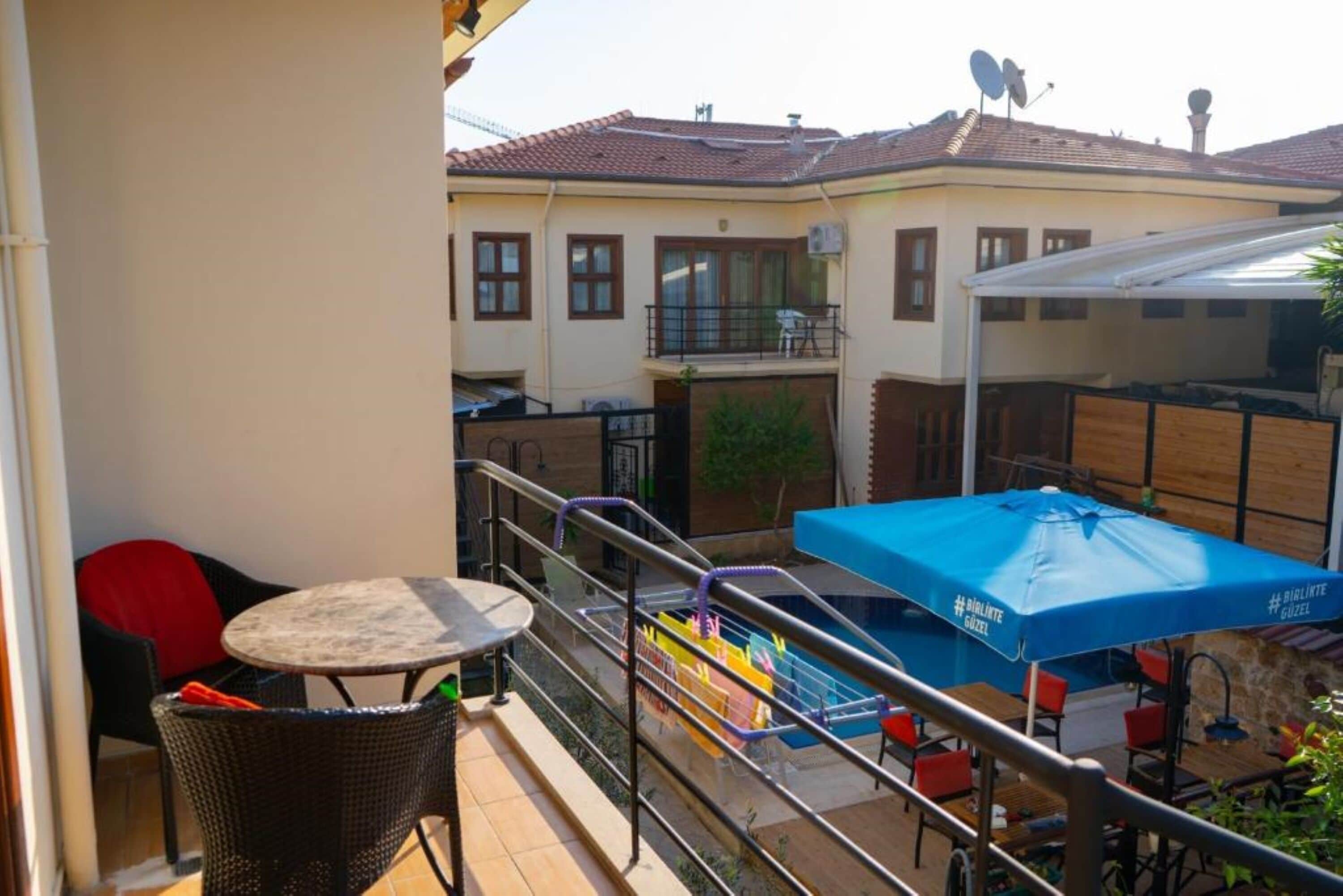 Suite estudio | Vista del balcón