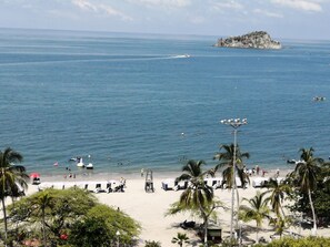 Familienapartment, 2 Schlafzimmer, Meerblick, Meerseite | Strand-/Meerblick