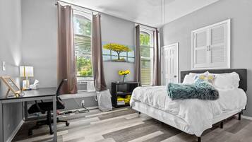 1 chambre, fer et planche à repasser, Wi-Fi, draps fournis