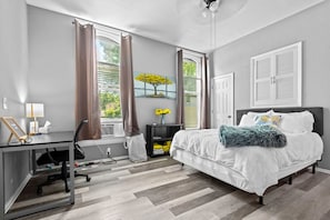 1 habitación, tabla de planchar con plancha, wifi y ropa de cama