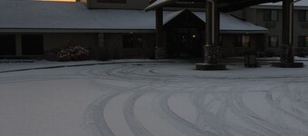 มูสเลคลอดจ์แอนด์สวีทส์