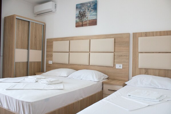 Superior Studio, Balcony