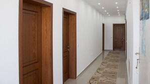 Interior entrance - Sija Apartments (Ulcinj)