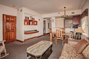 Condo, Multiple Beds (Big Bear Resort 4005) | Living room | TV, fireplace, DVD player - 4005 Big Bear Resort (Pigeon Forge)