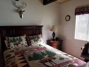 2 habitaciones, tabla de planchar con plancha y wifi gratis 