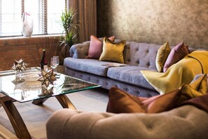 Lounge - Serenity Inn the City (York)