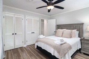 2 bedrooms, iron/ironing board, free WiFi, bed sheets - Oxford Square! Amazing Location! (Oxford)