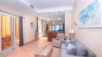 Condo, 2 habitaciones | Interior