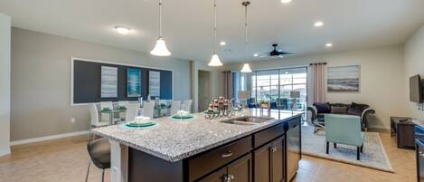 Villa (1 Bedroom) | Private kitchen | Oven, stovetop, dishwasher, espresso maker