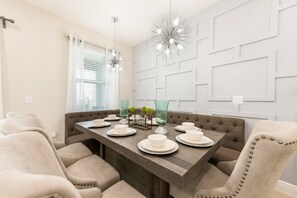 Vila (1 Bedroom) | 4 quartos, roupa de cama