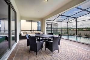 Villa (1 Bedroom) | Balcony