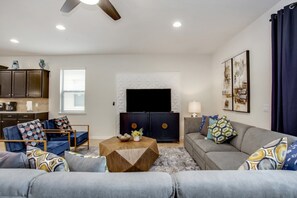 Villa (1 Bedroom) | Living room