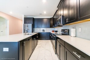Villa (1 Bedroom) | Private kitchen