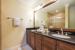 Villa (1 Bedroom) | Bathroom
