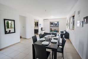 Villa (1 Bedroom) | Restauration