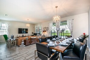 Private kitchen - Villa in Champions Gate Resort 2509 (Davenport)