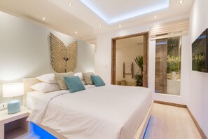 Villa (1 Bedroom) | 1 bedroom, bed sheets - Private Villa in Seminyak 1164 (Seminyak)
